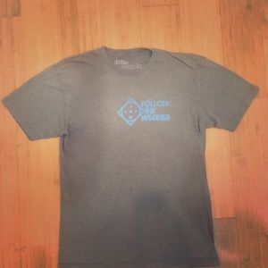 Men’s Large Tee shirt